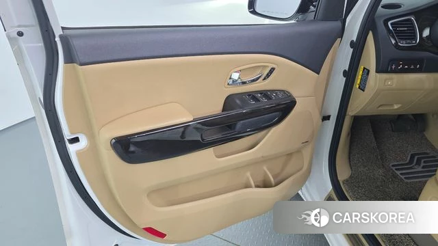 Kia The New Carnival id 4390257 из Кореи 16