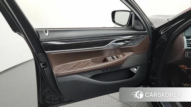 BMW 7 Series (G11) id 4429974 из Кореи 16