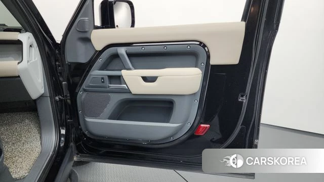 Land Rover Defender (L663) id 4721233 из Кореи 16