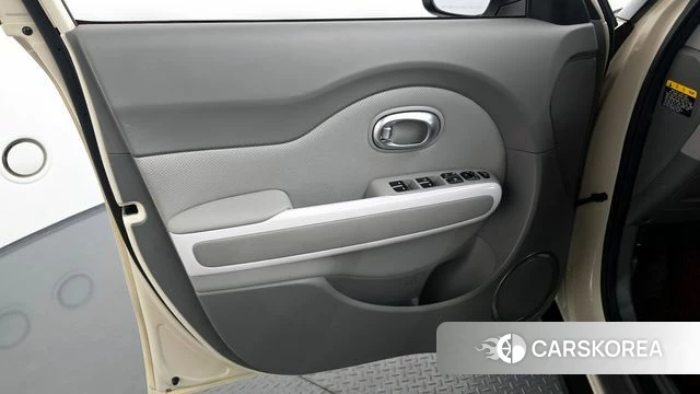 Kia Soul EV id 4378018 из Кореи 16