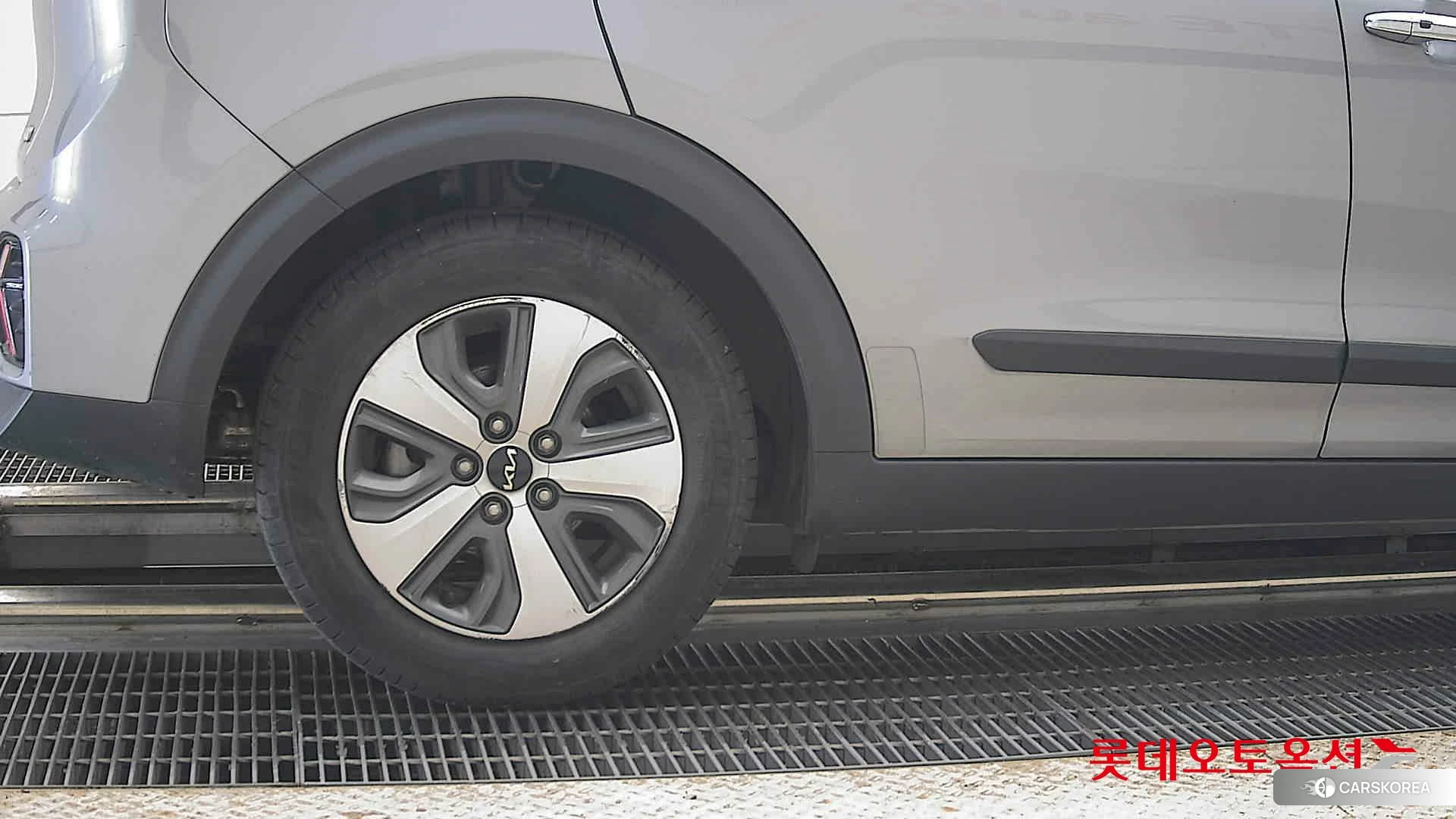 Kia Niro Hybrid id 4902445 из Кореи 16