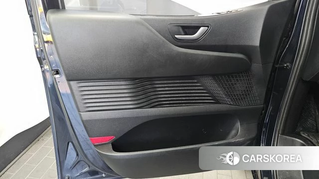 Hyundai Staria id 4905625 из Кореи 16