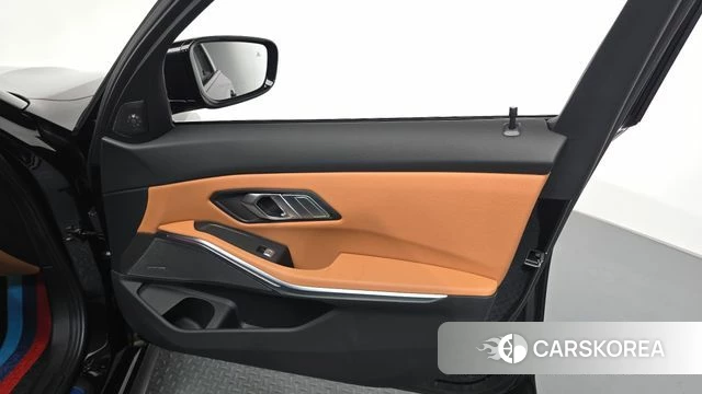 BMW 3 Series (G20) id 4916706 из Кореи 16