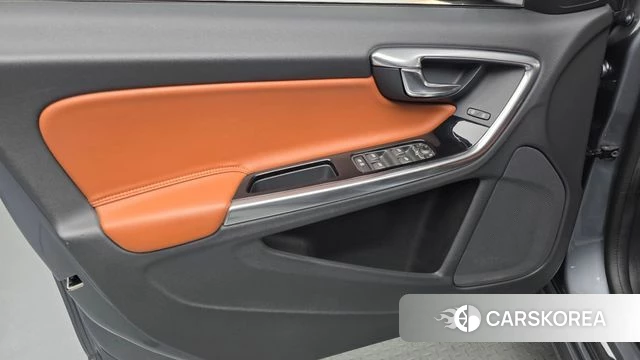 Volvo S60 id 4587398 из Кореи 16