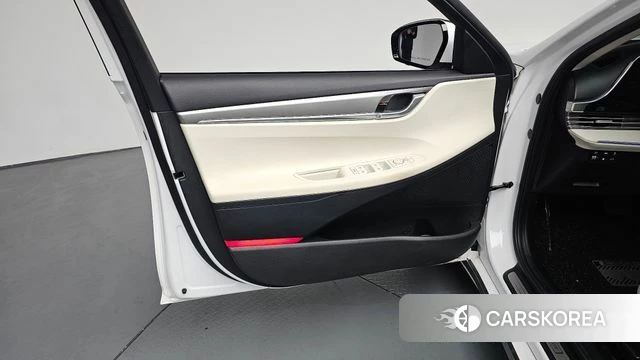 Hyundai The New Grandeur IG id 4382705 из Кореи 16