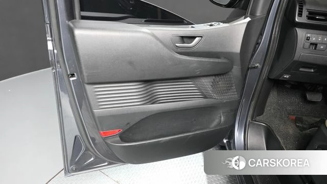 Hyundai Staria id 4608999 из Кореи 16