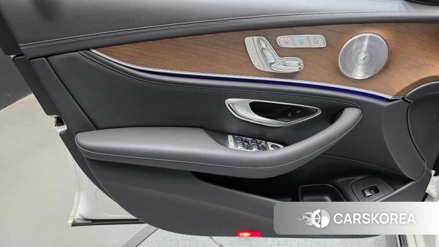 Mercedes-Benz E-Class W213 id 4794400 из Кореи 16