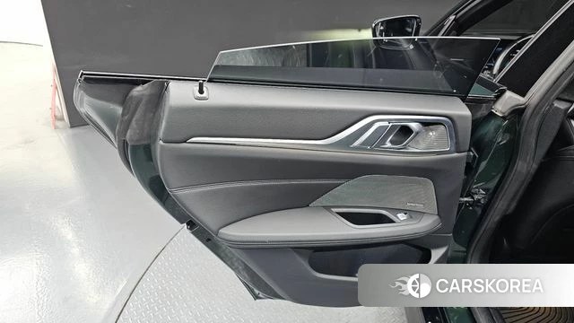 BMW i4 id 4650663 из Кореи 16
