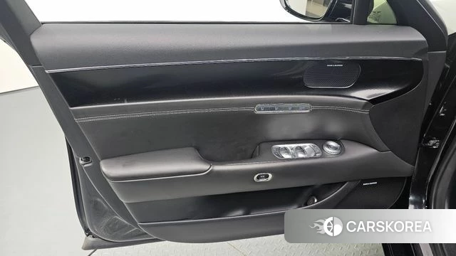 Genesis G90 (RS4) id 4779518 из Кореи 16