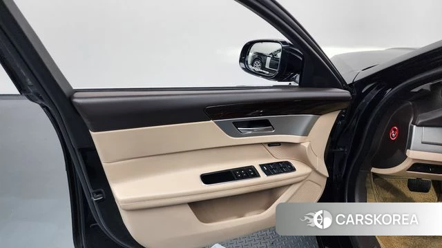 Jaguar XF (X260) id 4269523 из Кореи 16