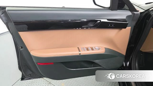 Hyundai Grandeur (GN7) id 4388553 из Кореи 16