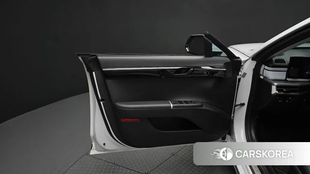 Hyundai Grandeur (GN7) id 4280041 из Кореи 16