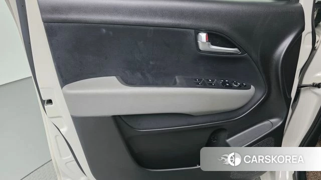 Kia The New Kia Ray id 4641024 из Кореи 16