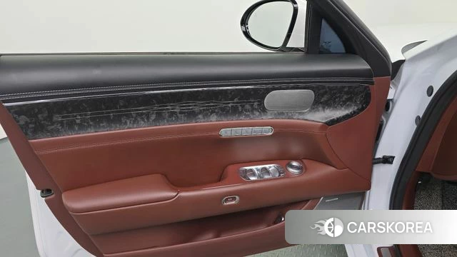 Genesis G90 (RS4) id 4591932 из Кореи 16
