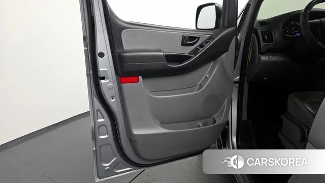 Hyundai The New Grand Starex id 4435216 из Кореи 16