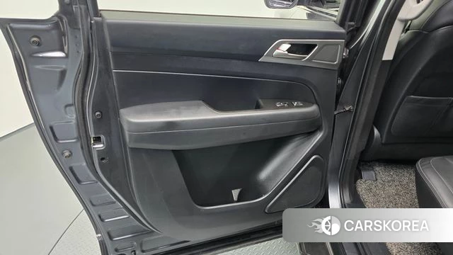 Ssangyong Rexton Sports id 4574147 из Кореи 16