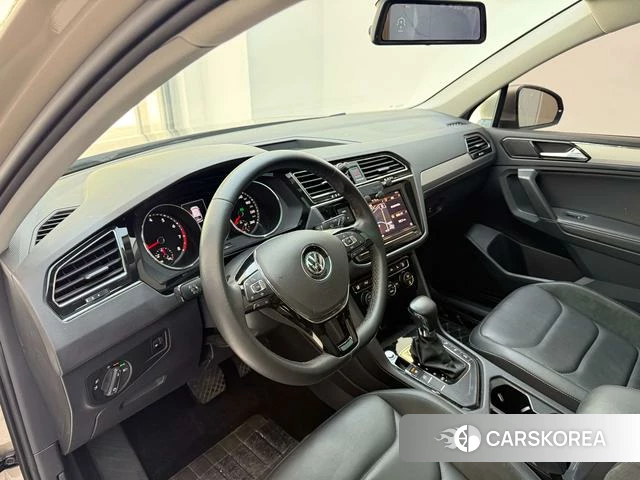 Volkswagen Tiguan L id 4210923 из Китая 16