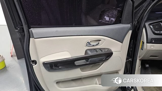 Kia The New Carnival id 4351033 из Кореи 16