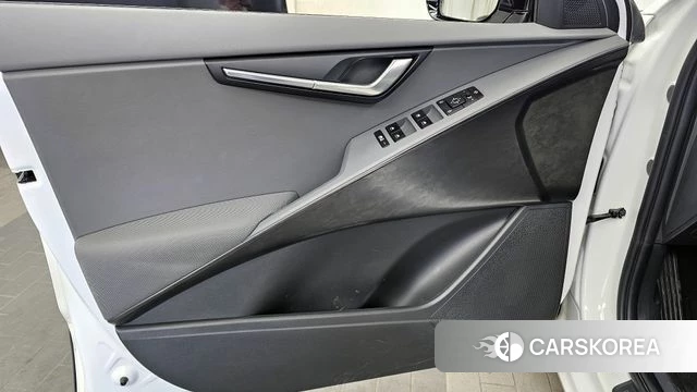 Kia Di Ol Nu Niro id 4222946 из Кореи 16