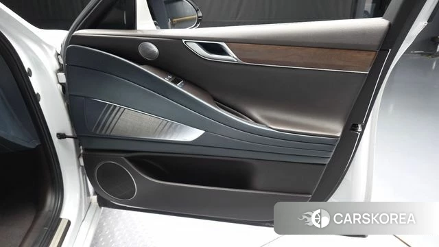 Genesis Electrified G80 (RG3) id 4561896 из Кореи 16