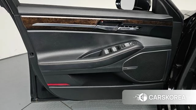 Genesis G90 id 4780599 из Кореи 16