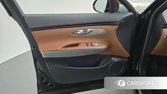 Genesis GV70 id 4870981 из Кореи 16