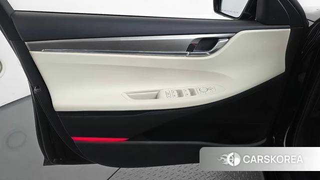 Hyundai The New Grandeur IG Hybrid id 4534771 из Кореи 16