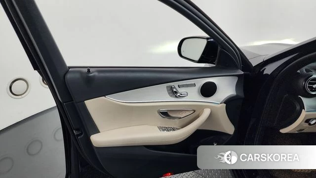 Mercedes-Benz E-Class W213 id 4423605 из Кореи 16