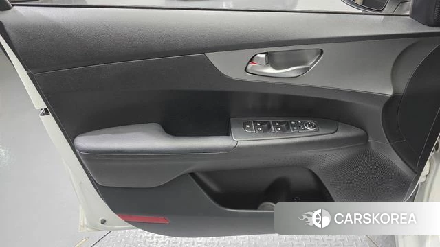 Kia Come New K3 id 4930187 из Кореи 16