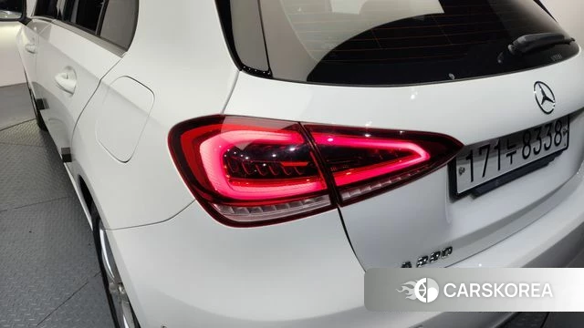 Mercedes-Benz A-Class W177 id 4196700 из Кореи 16