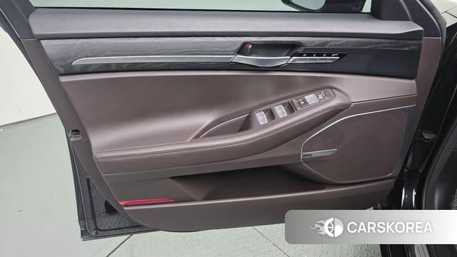 Genesis G90 id 4721541 из Кореи 16