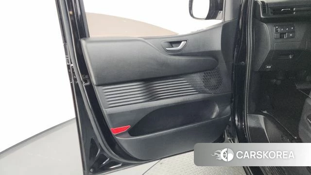 Hyundai Staria id 4201870 из Кореи 16