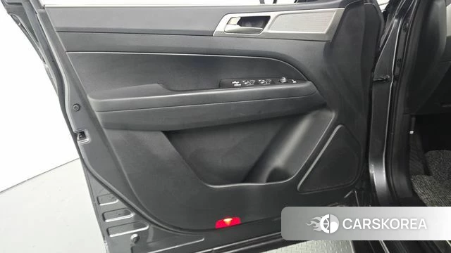 Ssangyong Rexton Sports id 4384796 из Кореи 16
