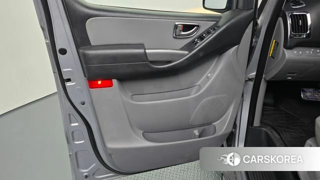 Hyundai The New Grand Starex id 4677790 из Кореи 16