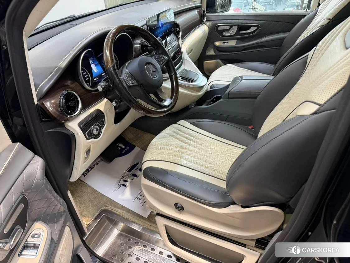 Mercedes-Benz V-class id 4440987 из Китая 16