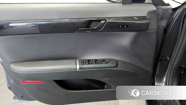 Hyundai Grandeur (GN7) id 4322861 из Кореи 16