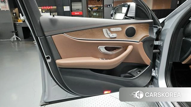 Mercedes-Benz E-Class W213 id 4323425 из Кореи 16