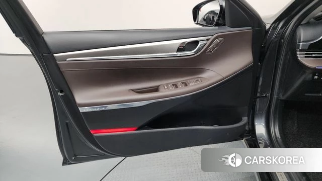 Hyundai The New Grandeur IG Hybrid id 4389885 из Кореи 16