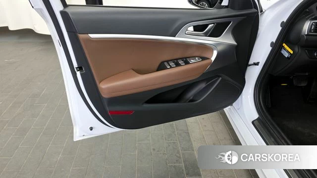 Genesis G70 id 4232816 из Кореи 16