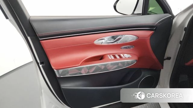 Genesis GV70 id 4636573 из Кореи 16