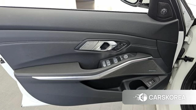 BMW 3 Series (G20) id 4458394 из Кореи 16