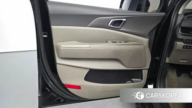 Kia The New Carnival 4th Generation id 4649801 из Кореи 16