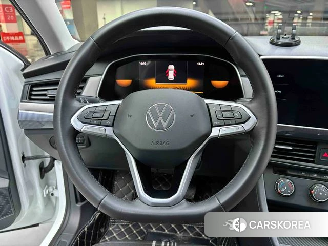 Volkswagen Bora id 4290673 из Китая 16