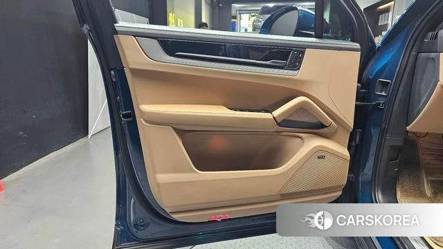 Porsche Cayenne (PO536) id 4571356 из Кореи 16