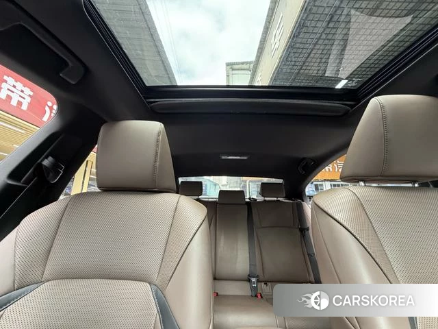 Lexus ES id 4279146 из Китая 16