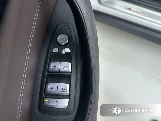BMW X1 id 4335724 из Китая 16