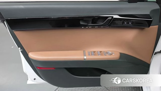 Hyundai Grandeur Hybrid (GN7) id 4500005 из Кореи 16