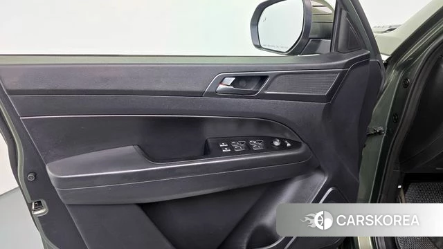 Ssangyong The New Rexton Sports Cannes id 4343698 из Кореи 16