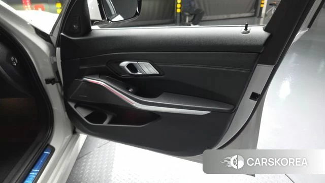 BMW 3 Series (G20) id 4445445 из Кореи 16
