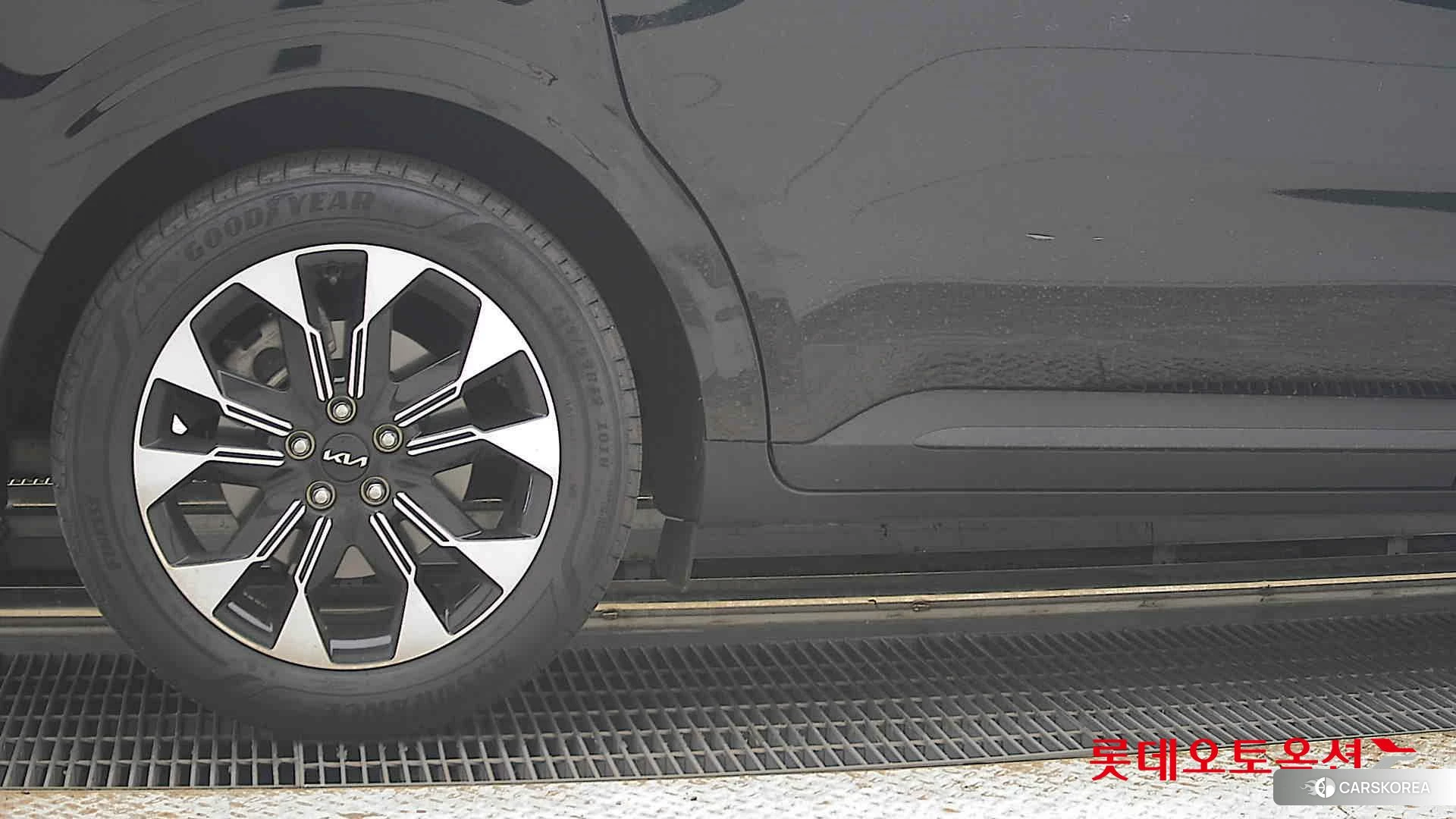 Kia Carnival id 4902478 из Кореи 16